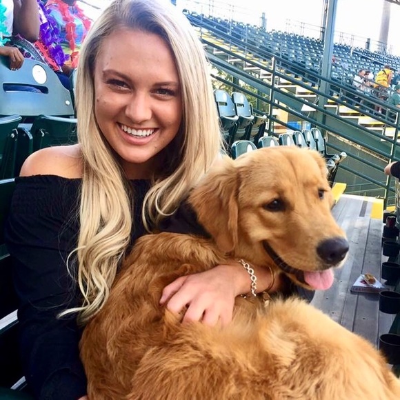 Meet your Posher, Ashlee - Picture 1 of 1